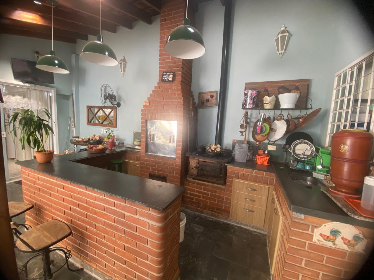 foto do anúncio Sobrado em condomínio, próximo ao Aeroporto e HU